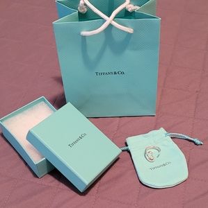 Tiffany and Co Elsa Peretti Open Heart ring